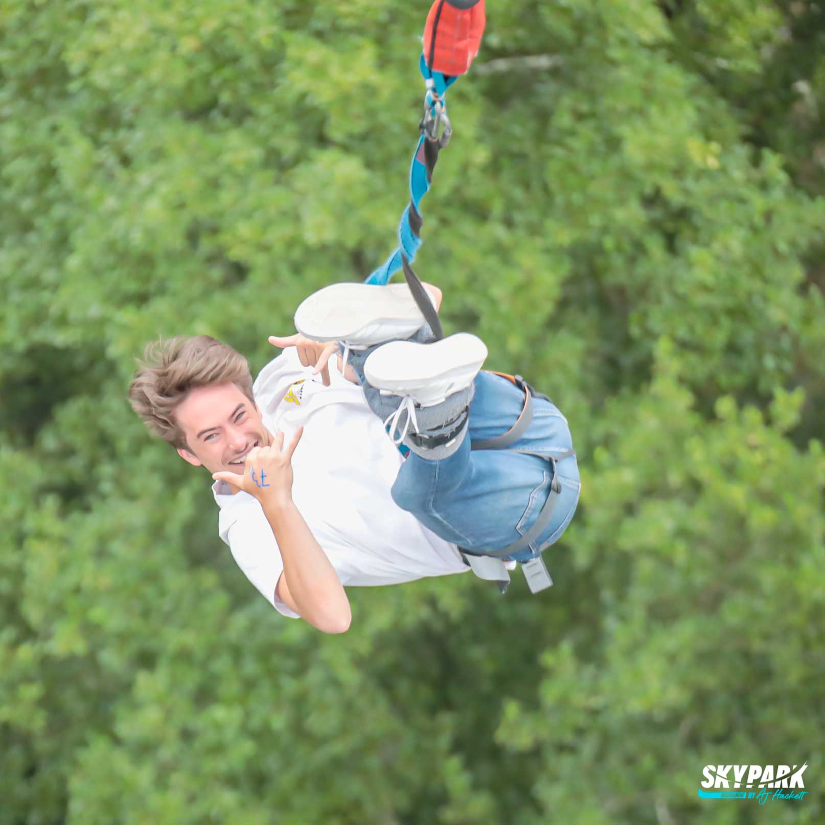 Saut à l'élastique : 3 raisons de se lancer