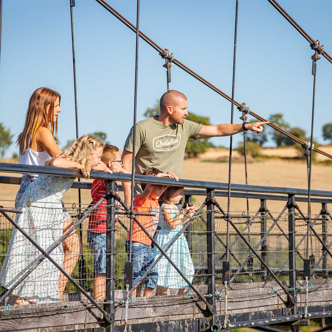 Préparez vos vacances : activités en famille au Viaduc de la Souleuvre